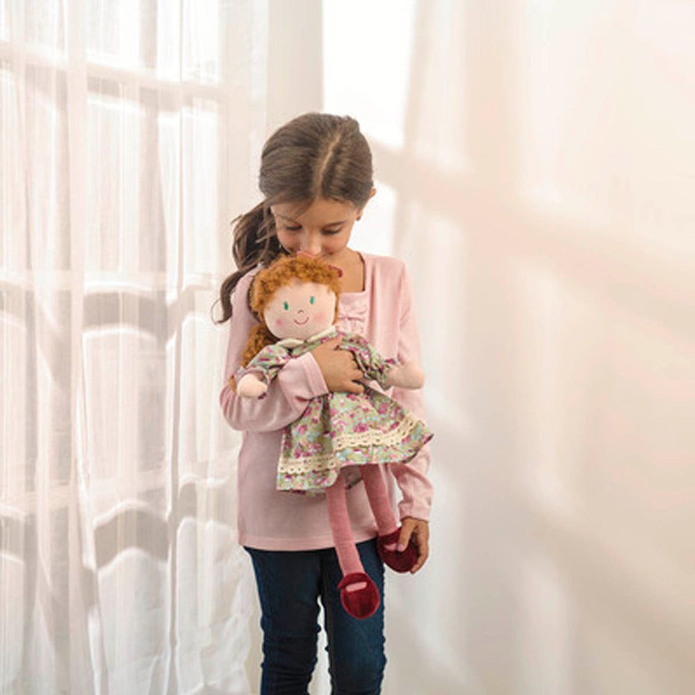 Poupée en peluche Olivia 20 po (AR4242)