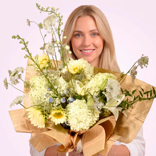 The Limelight Meadow Bouquet (AR2676)