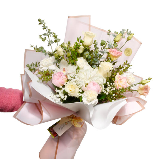 Spring Whisper Bouquet (AR4087)