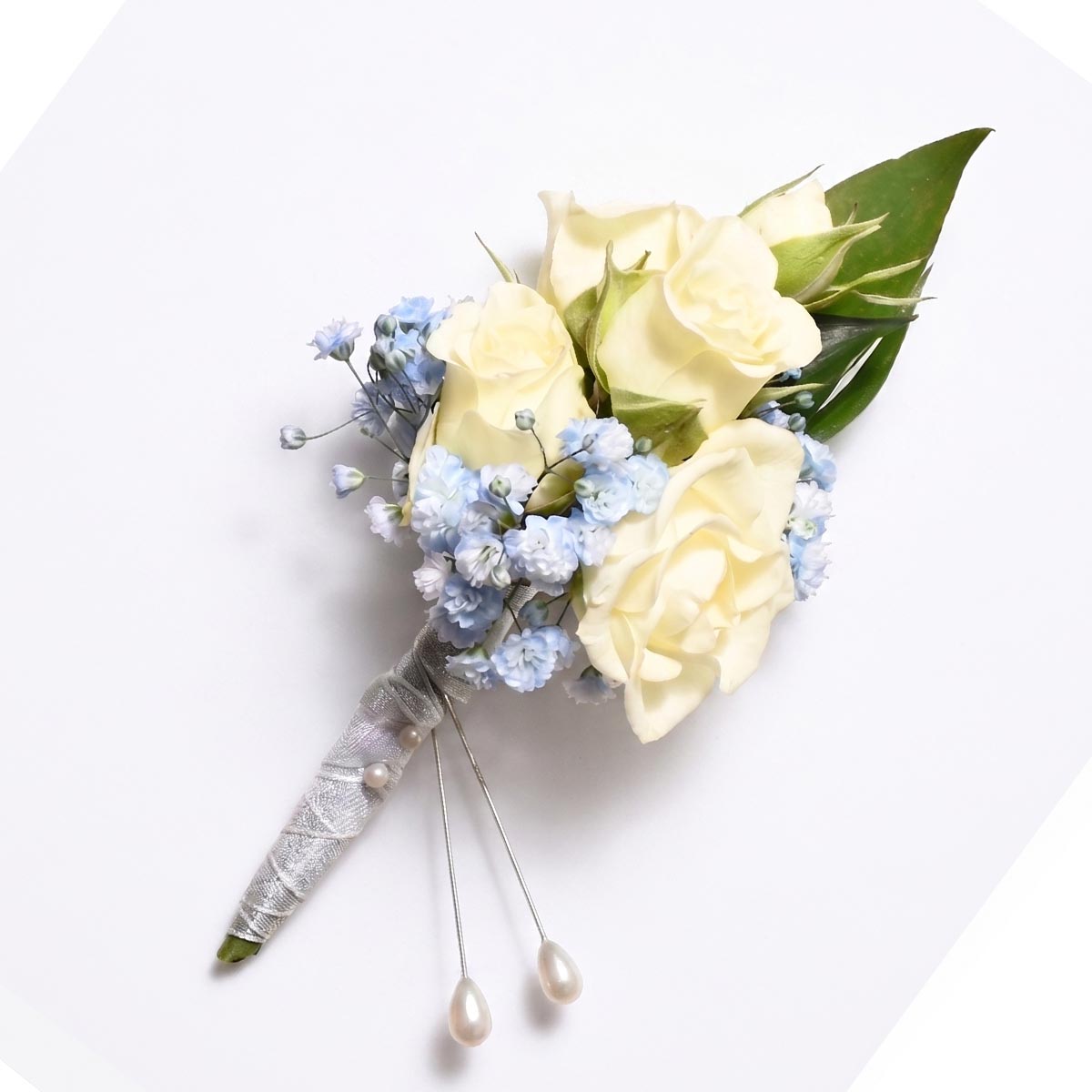Jolie Spray Rose Boutonniere (AR2311)