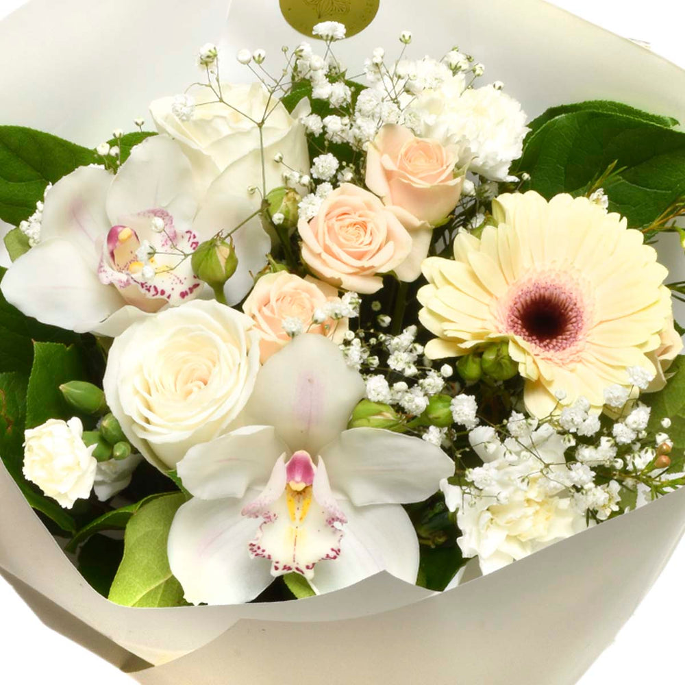 Wish upon a White Birthday Bouquet (AR2261)