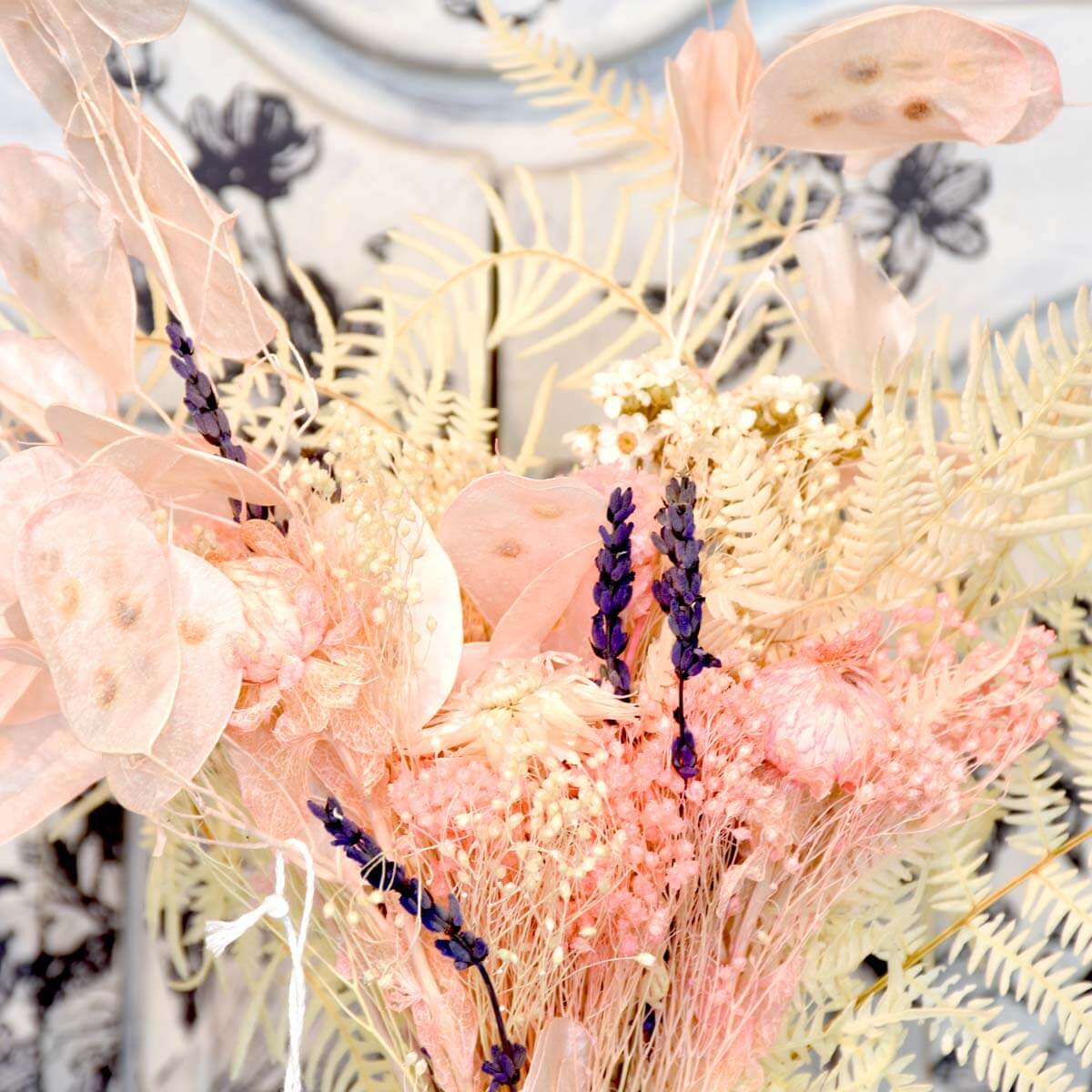 Renata - Dried Flower Arrangement (SK1004)